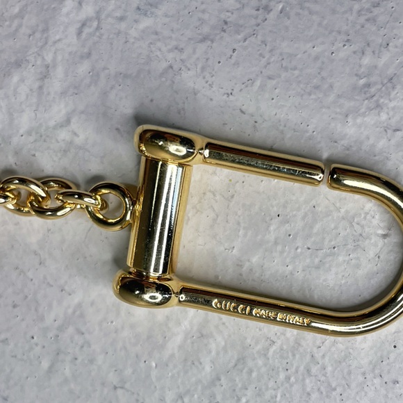 Excellent limited edition Gucci pouch Bananya cat key chain - authenticated - Picture 4 of 16